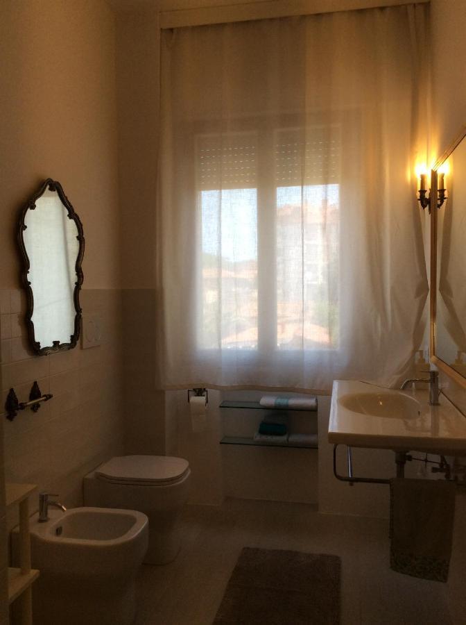Manu Vintage B&B Cattolica Buitenkant foto
