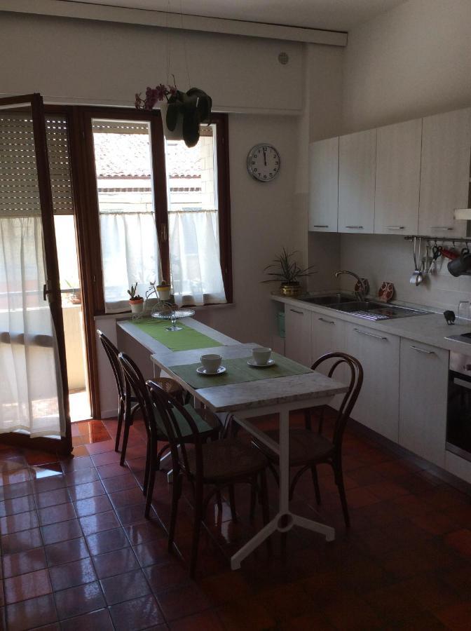 Manu Vintage B&B Cattolica Buitenkant foto
