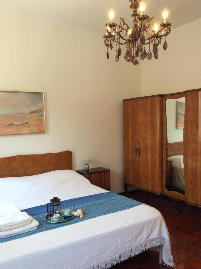 Manu Vintage B&B Cattolica Buitenkant foto