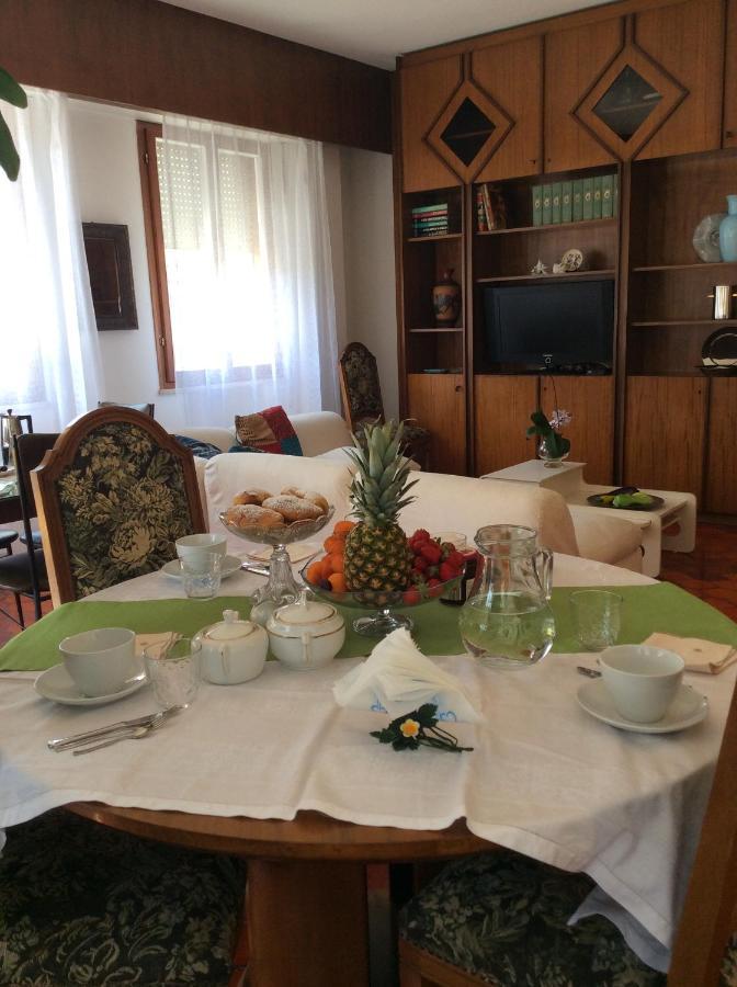 Manu Vintage B&B Cattolica Buitenkant foto
